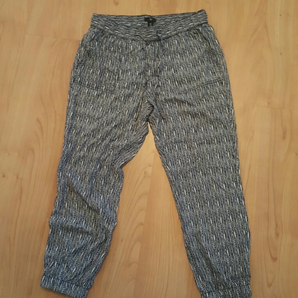Gap -Navy Blue & White Pants