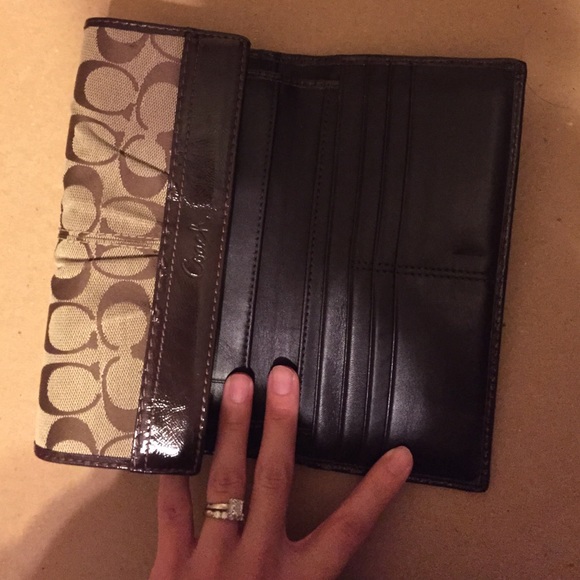 Coach Wallet - Picture 3 of 3