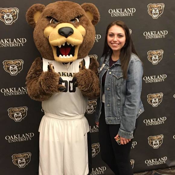 Meet your Posher, Kelly