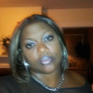 Meet your Posher, Cherrie