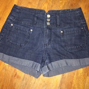 Almost Famous Shorts