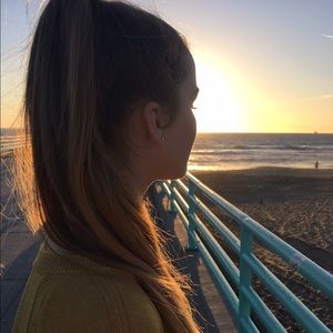 Meet your Posher, Olivia