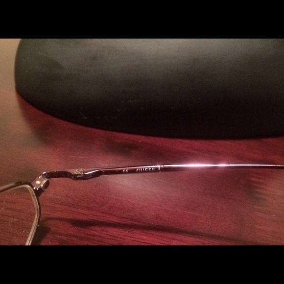 100% Authentic GUESS Frames