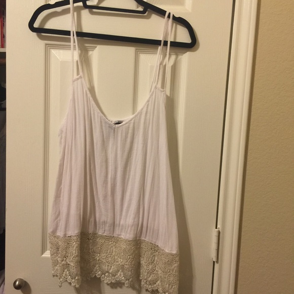 White lace tank top