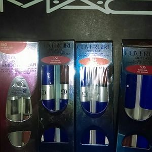 4 Cover Girl outlast smoothwear