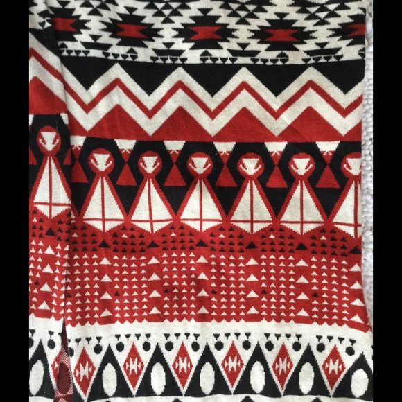 Poncho - Picture 3 of 4