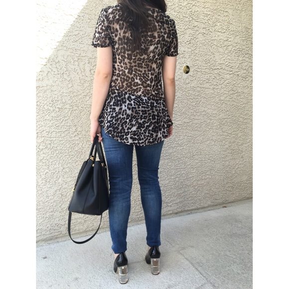 Leopard Print Top - Picture 2 of 3
