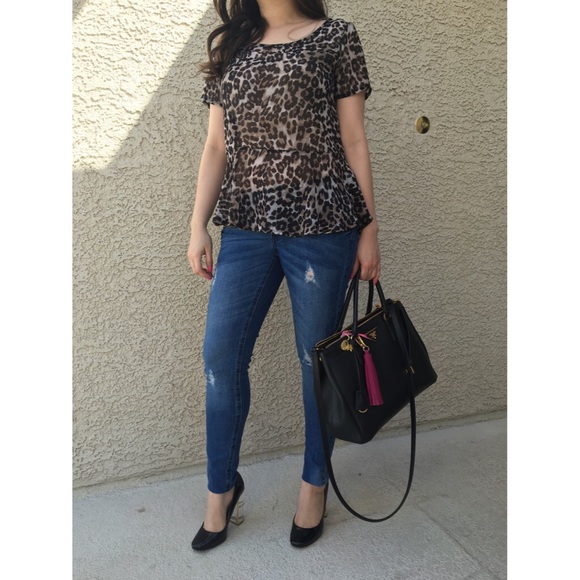 Leopard Print Top - Picture 3 of 3