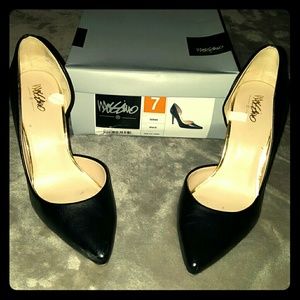 Black lainee Mossimo pumps