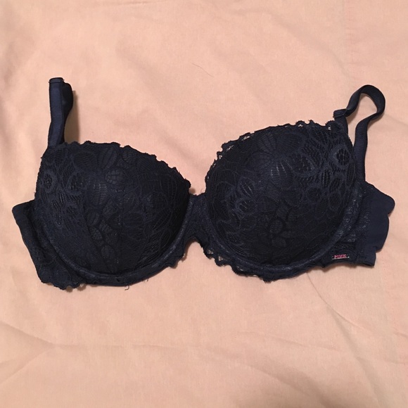 NEVER WORN VS PINK push up bra