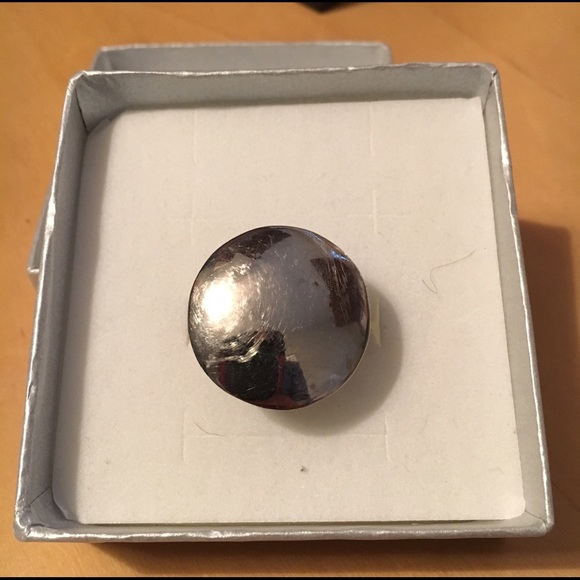Circle silver ring - Picture 2 of 2