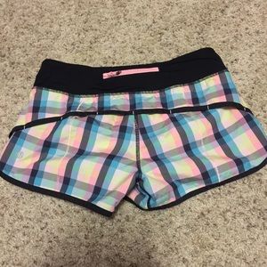 LuLulemon size 4 speed shorts