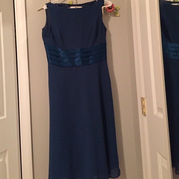 Tea length beautiful blue cocktail dress