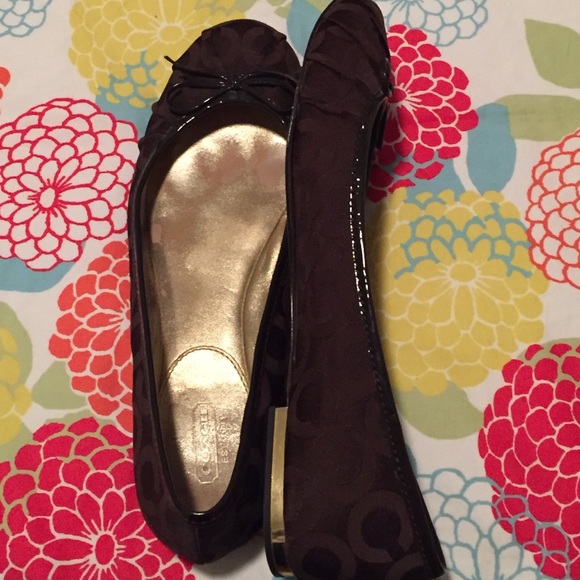 Dark brown coach ballet flats