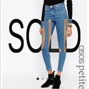 ASOS SKINNY JEANS BRAND NEW WITH TAG