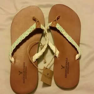 NWT American Eagle braided leather flip flops