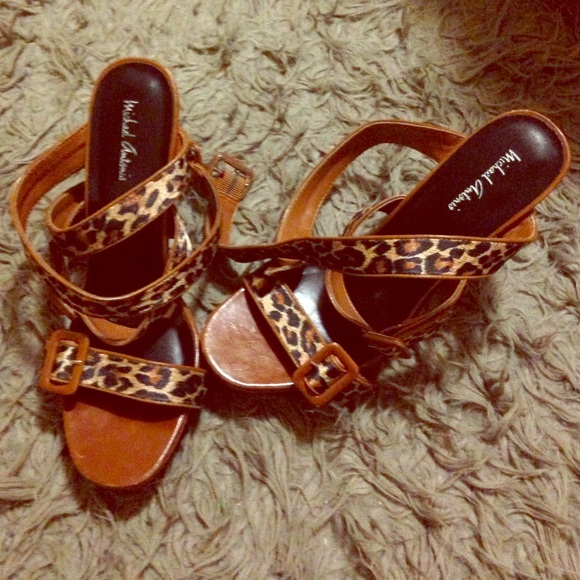 Leopard wrap around heals size 81/2