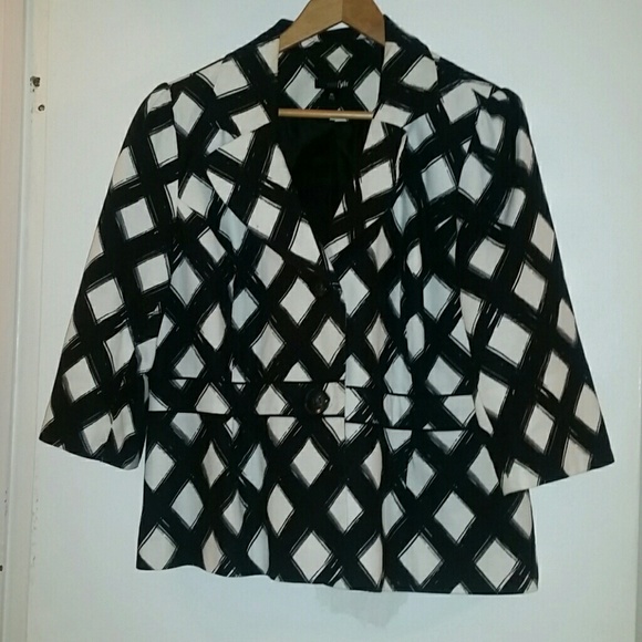 Black and white blazer suite jacket