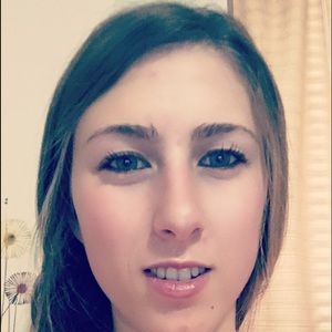 Meet your Posher, Dana