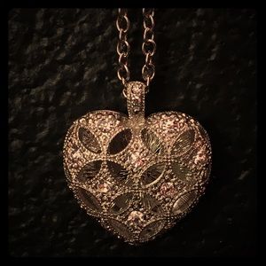 Long heart pendant