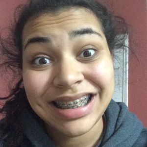 Meet your Posher, Vanessa