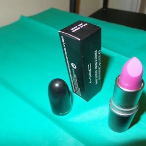 Mac Select Saint Germain to shop