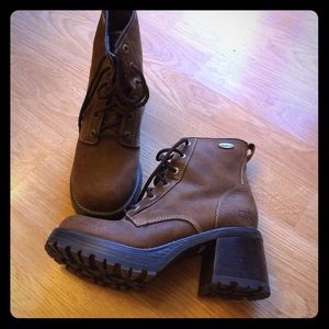 Skechers boots