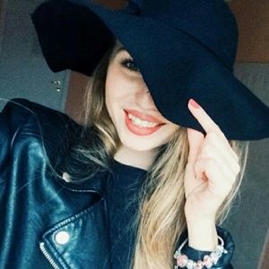 🌸 Wool Floppy Hat in Black 🌸