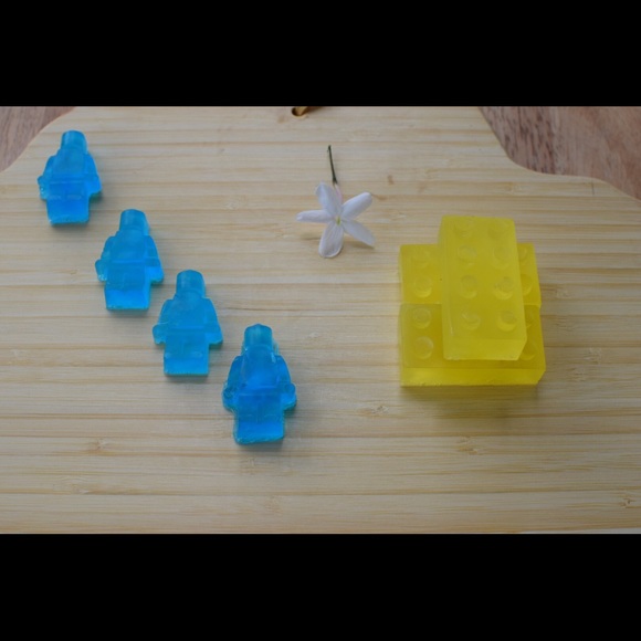 Mini Lego soap - Picture 4 of 4