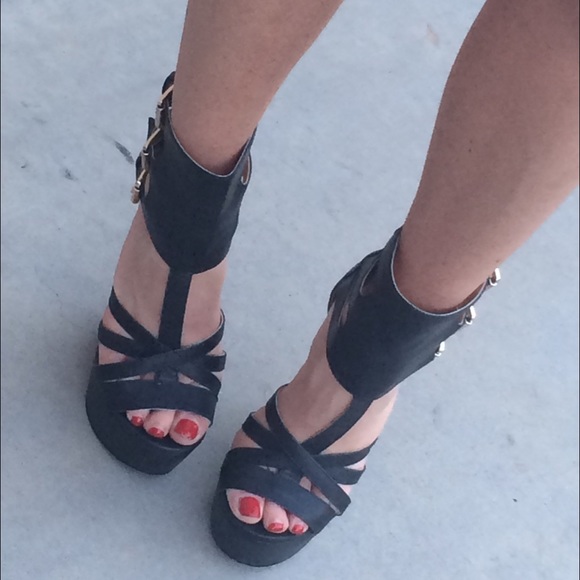 Backless wedge - Picture 2 of 4