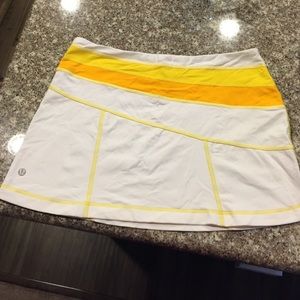 Reversible Lululemon skirt
