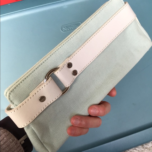Banana Republic mint green fabric clutch