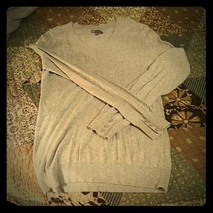 Lightweight Gap sweater