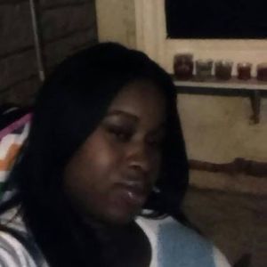 Meet your Posher, Simone