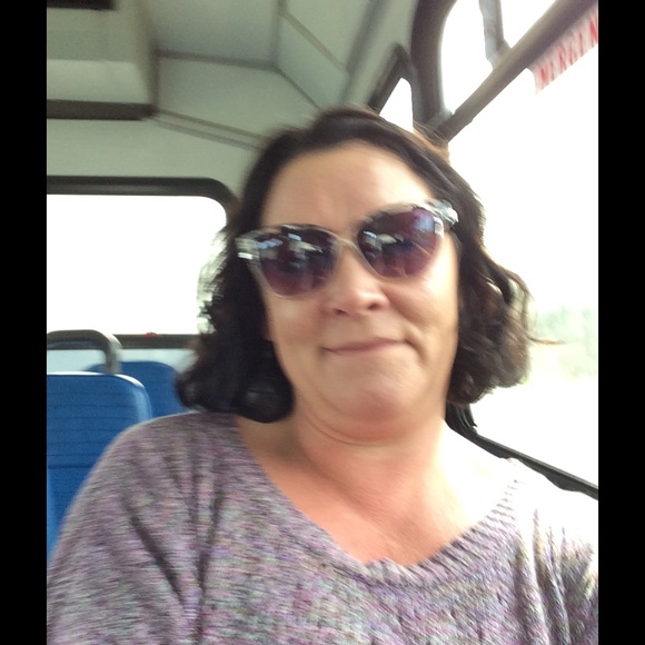 Meet your Posher, Shawnene