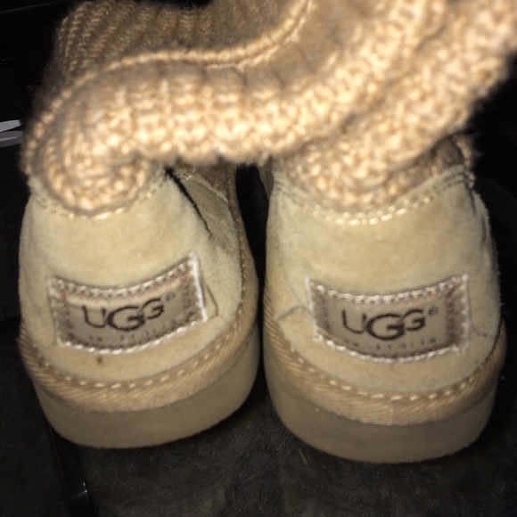 Like New Rare Knit UGGS