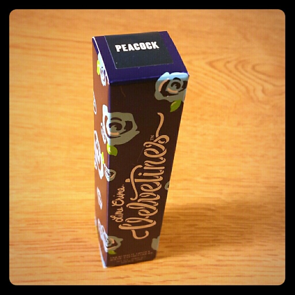 Lime crime velvetine in PEACOCK.