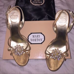Mary Norton Gold & Pearl heels