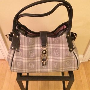 Dooney Bourke shoulder bag