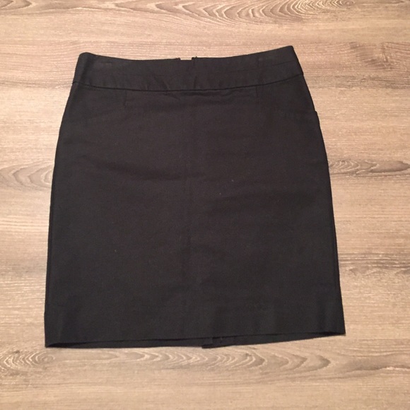 Banana Republic black pencil skirt 2P