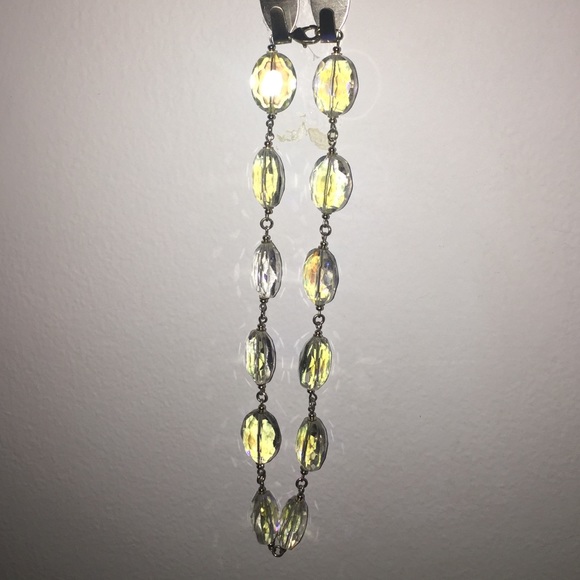 tansculent multi glass beaded necklace
