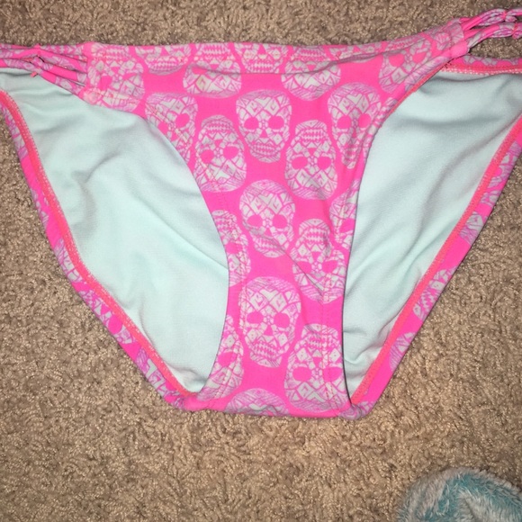 Bikini bottoms