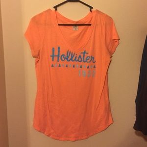 Hollister tshirt