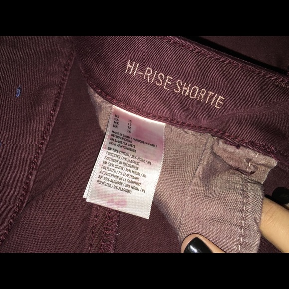 American Eagle Maroon shorts