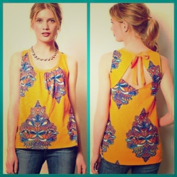 Anthropologie Akemi + Kin keyhole back tank