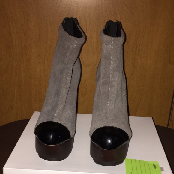 Booties! - Picture 2 of 3