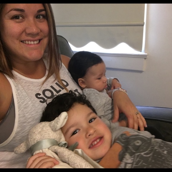 Meet your Posher, Danica - Picture 2 of 4