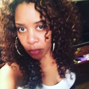 Meet your Posher, Alicia