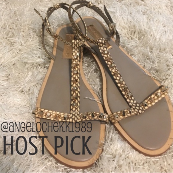 BCBGMaxAzria Shoes - HP ⚡️❤️ STUNNING BCBG Leather Studded Flat Sandals