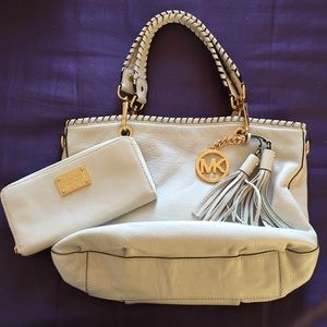 MK Handbag white with matching wallet